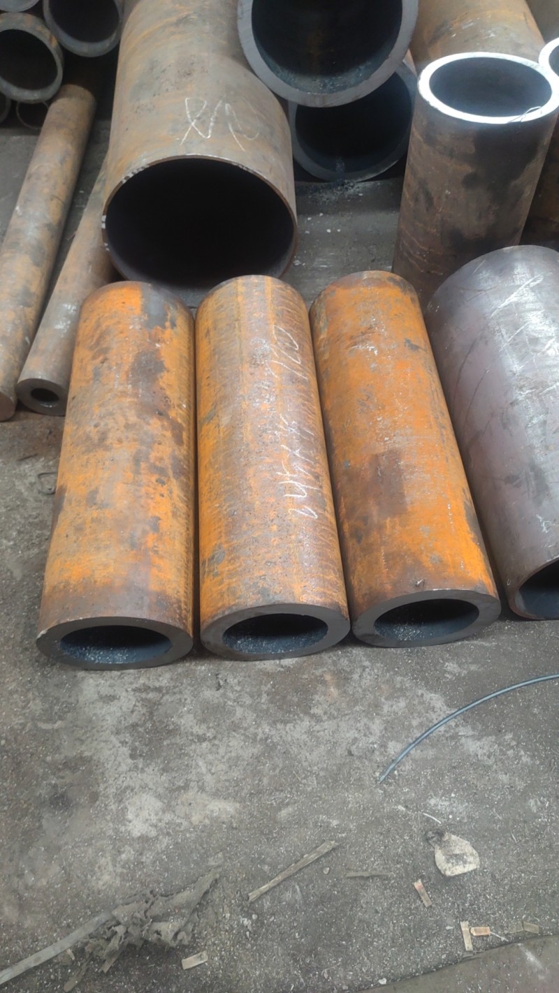敖汉敖汉敖汉20CrMo无缝钢管切割